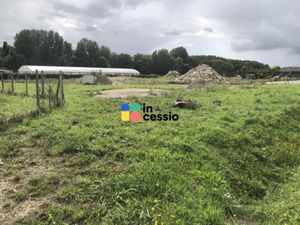 A VENDRE TERRAIN INDUSTRIEL DE 8100 m²