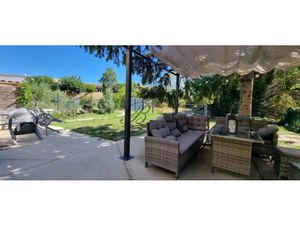 Vente maison 5 pièces 130.8 m² à Saint-Martin-de-la-Brasque (84760)  395 000 €