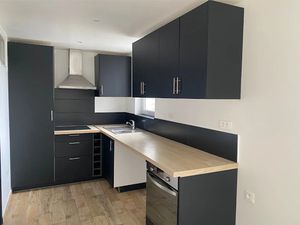 Location appartement 3 pièces 51 m² à Montfermeil (93370)  925 €