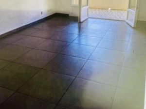 Location appartement 3 pièces 74 m² à Hyeres (83400)  1 090 €