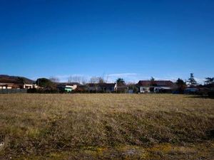 Terrain constructible viabilisé à vendre