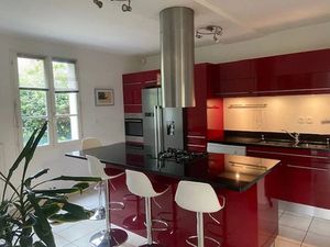 Location meublée maison 5 pièces 135 m² à Magny-le-Hongre (77700)  2 500 €