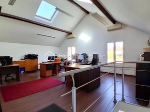 Vente locaux professionnels 9 pièces 268 m² à Ballainvilliers (91160)  870 000 €