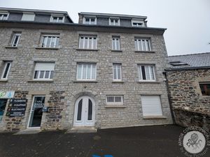 Appartement situé plein centre de Matignon