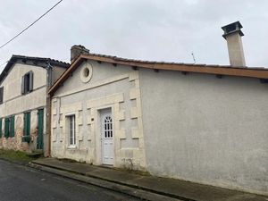Vente maison 4 pièces 77 m² à Le Fouilloux (17270)  66 780 €