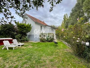 Maison IVRY LA BATAILLE centre ville à pied