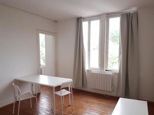 Location meublée appartement 1 pièce 21 m² à Cambrai (59400)  440 €