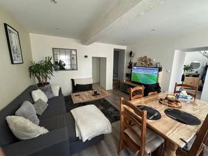 Location maison 3 pièces 81 m² à Cosne-Cours-sur-Loire (58200)  NaN €