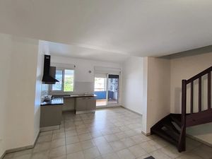 Vente appartement 4 pièces 92 m² à Saint-Denis (97400)  210 000 €