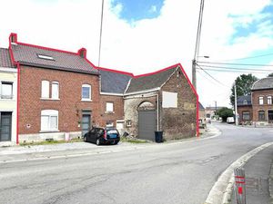 Charmante maison 5 chambres à rénover avec garage