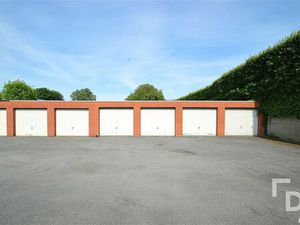 Garage à vendre à Ieper € 37.500 (LEMJL) - Depotter - vastgoedadviseur | Zimmo