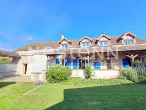 Maison à vendre à FLEURY 6 pièces 157 m²