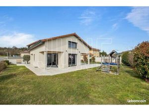 Maison 5 pièces 140 m²