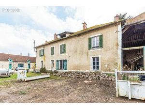 Immeuble 2 736 m² Champcueil