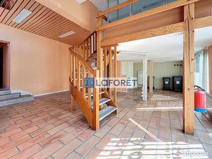 Local commercial 142 m² CHAUMONT