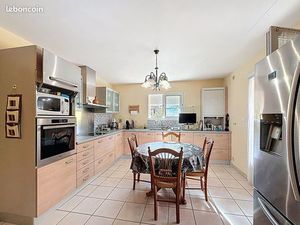 Maison 4 pièces 145 m²