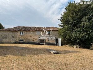 Maison 3 pièces 352 m²