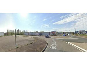 Terrain 4 504 m² Nevers