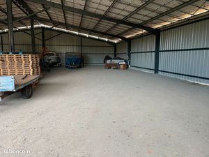 Parking camping car caravane bateau