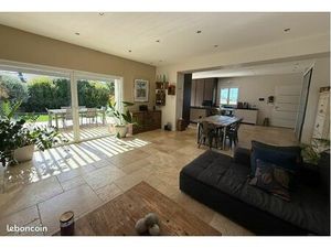 Maison 8 pièces 182 m²