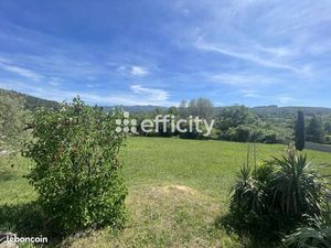 Terrain 870 m² Saignon