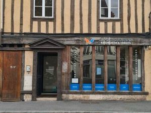 Local commercial Nemours