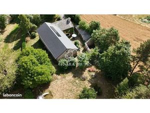 Maison 7 pièces 275 m²