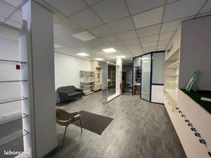 Local 121 m² ARMENTIERES