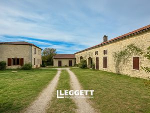 Maison 8 pièce(s)  BALLANS