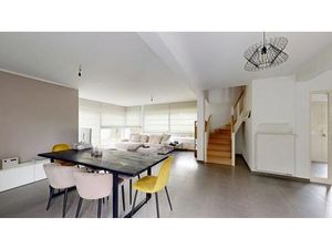 OPTION ! Maison 4 chambres avec jardin dans un clos