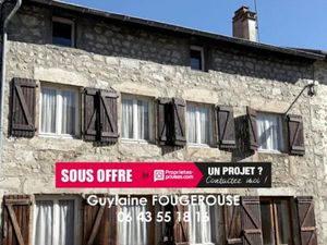 Vente maison 7 pièces 140 m² à Saint-Anthème (63660)  125 000 €