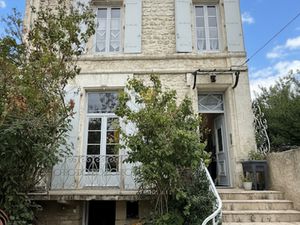 Vente maison 4 pièces 111 m² à Angouleme (16000)  193 000 €