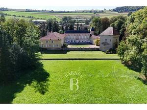 Maison à vendre 14 Pièces 600 m2 Lorry-Mardigny - 1 820 000 €