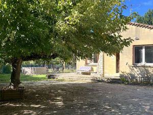 Vente Maison Piscine à Caderousse (84860) : à vendre Piscine / 105m² Caderousse