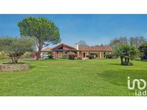 Vente Demeure d'exception à Rontignon (64110) : à vendre / 197m² Rontignon