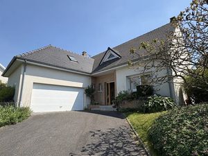 Vente maison 5 pièces 149 m² à Camon (80450)  450 000 €