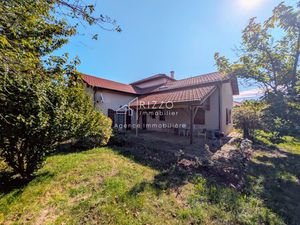 Maison de luxe à vendre à Saint-Jean-de-Gonville