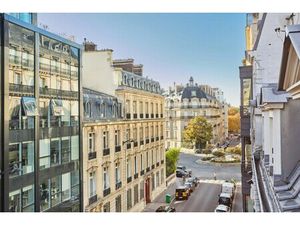 Appartement de luxe à vendre dans le quartier Triangle d'Or