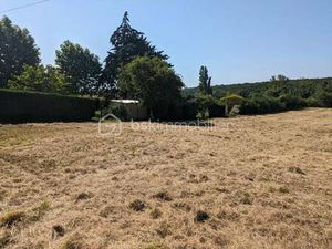 Terrain constructible viabilisé à vendre