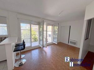 Vente appartement 1 pièce 31.87 m² à Le Plessis-Robinson (92350)  225 000 €