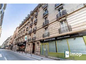 Charmant studio Paris 15ème - Volontaires