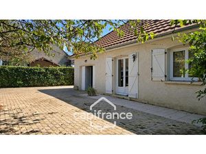 Maison à vendre CHATENOY EN BRESSE 7 pièce(s) 161m2 265 000€