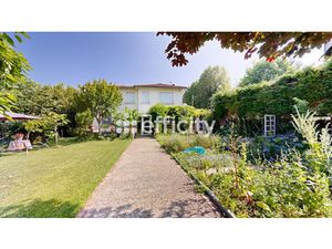 Vente maison 6 pièces 150 m² à Cahors (46000)  260 000 €