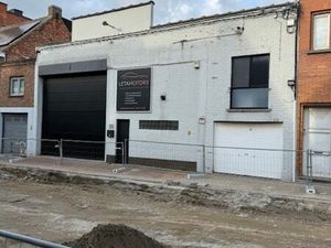 Commercieel te huur in Harelbeke