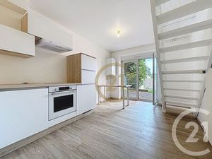 Appartement Duplex à louer - 2 pièces - 27 85 m2 - Beaucourt - 90 - FRANCHE-COMTE