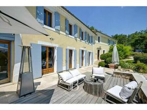 Vente maison 9 pièces 302m2 Aix-en-Provence 13100 - 2400000 € - Surface Privée