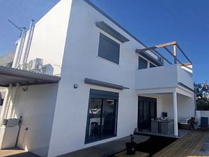 Vente maison 4 pièces 89 m² à Saint Pierre (97410)  374 000 €