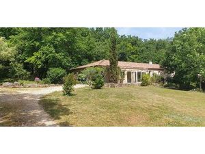 Maison de campagne de 2013 de 138m2 habitable en Tbe sur de 3621m2