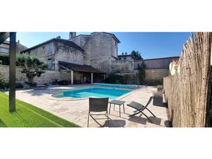 Vente maison 6 pièces 160 m² à Angouleme (16000)  439 000 €