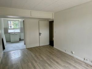 Vente appartement 3 pièces 53 m² à Clichy-sous-Bois (93390)  150 000 €